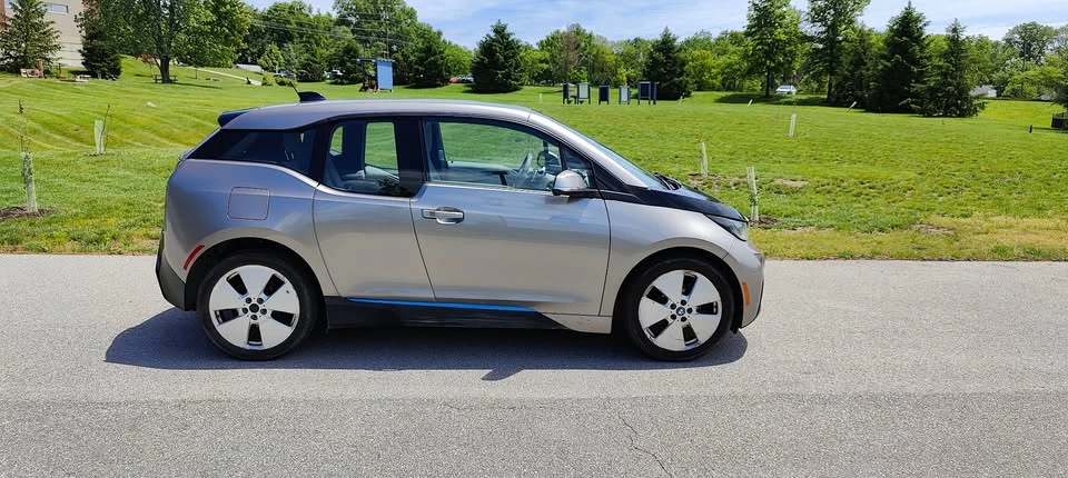 2014 BMW i3 - Image 2 of 14
