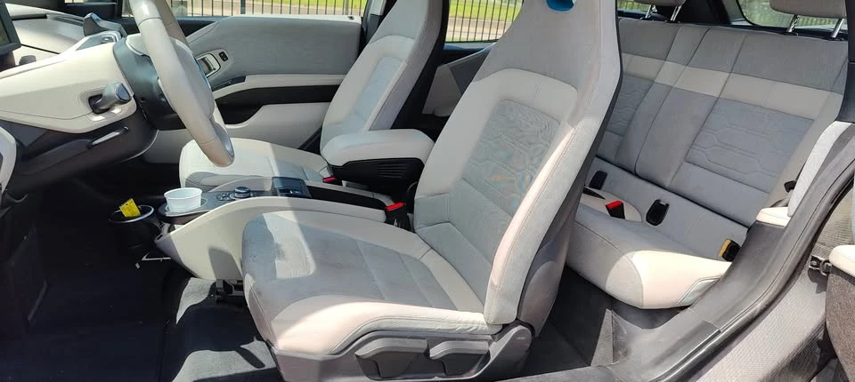 2014 BMW i3 - Image 9 of 14