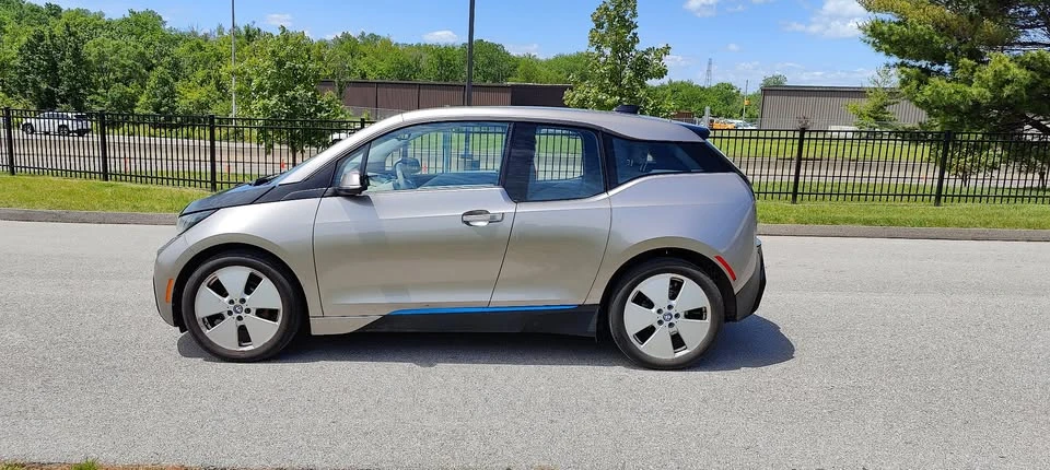 2014 BMW i3 - Image 11 of 14