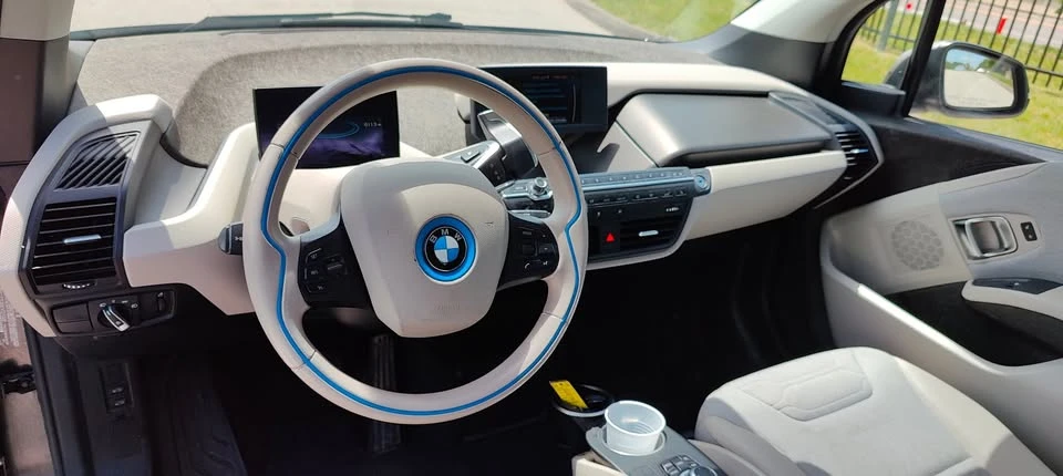 2014 BMW i3 - Image 8 of 14