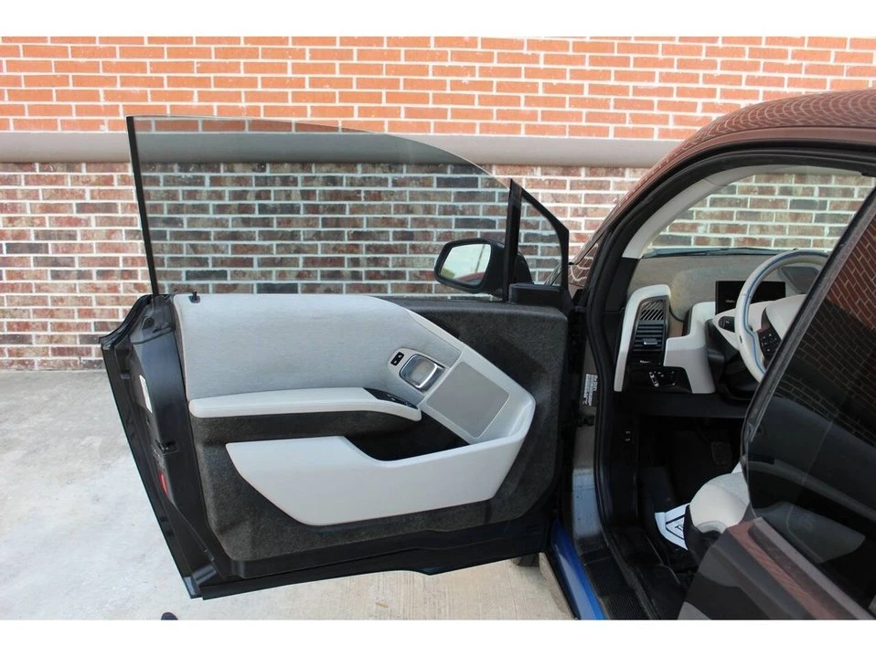 2014 BMW i3 - Image 9 of 20