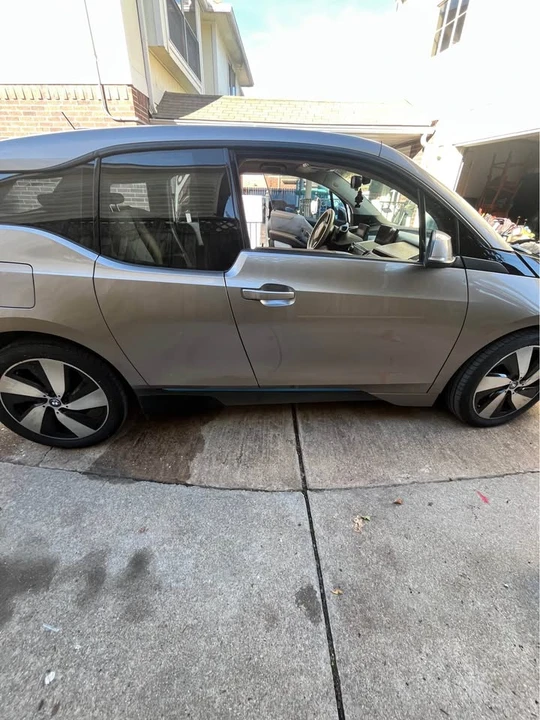 2014 BMW i3 - Image 5 of 8