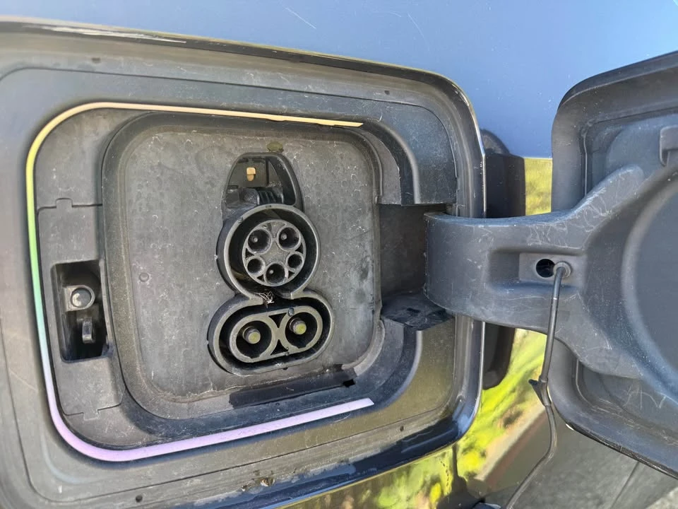 2014 BMW i3 - Image 7 of 17