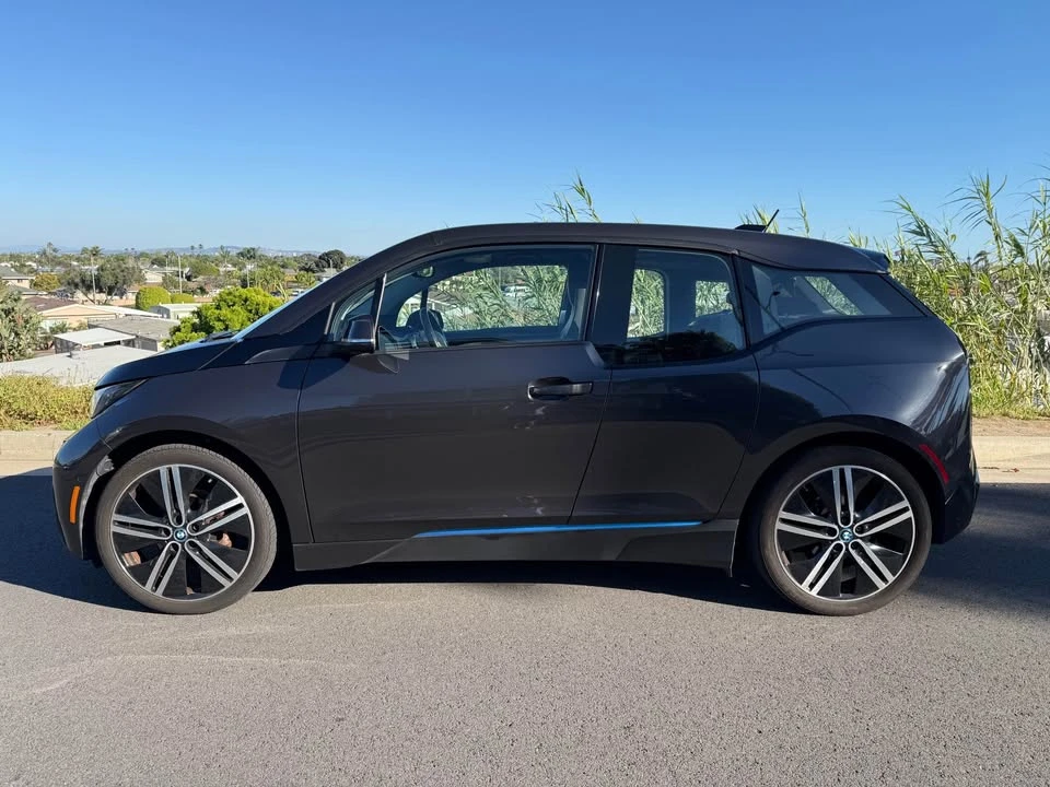 2014 BMW i3 - Image 15 of 17