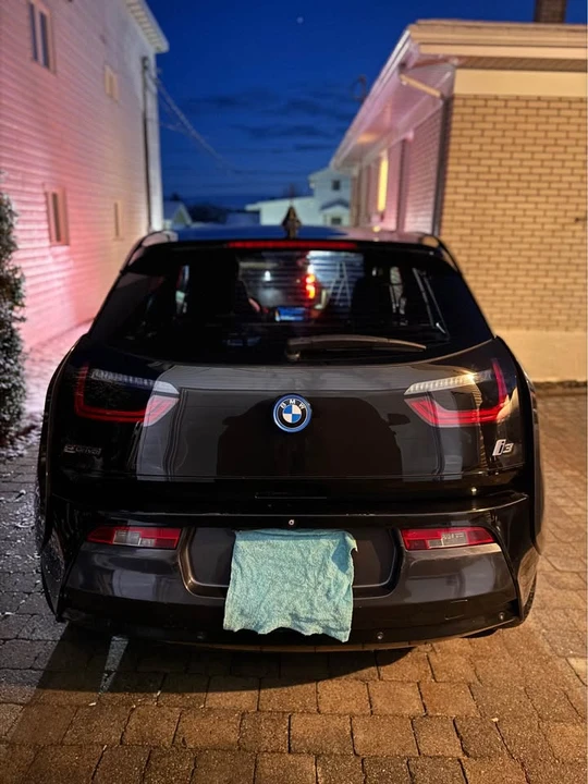 2014 BMW i3 - Image 2 of 11