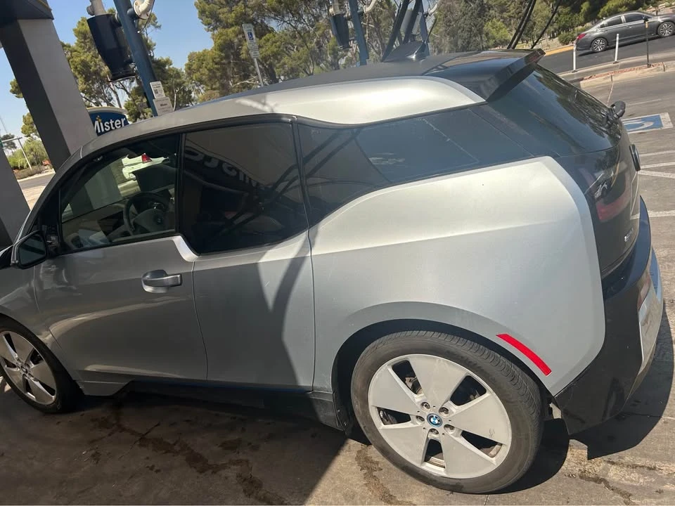 2014 BMW i3 - Image 4 of 12