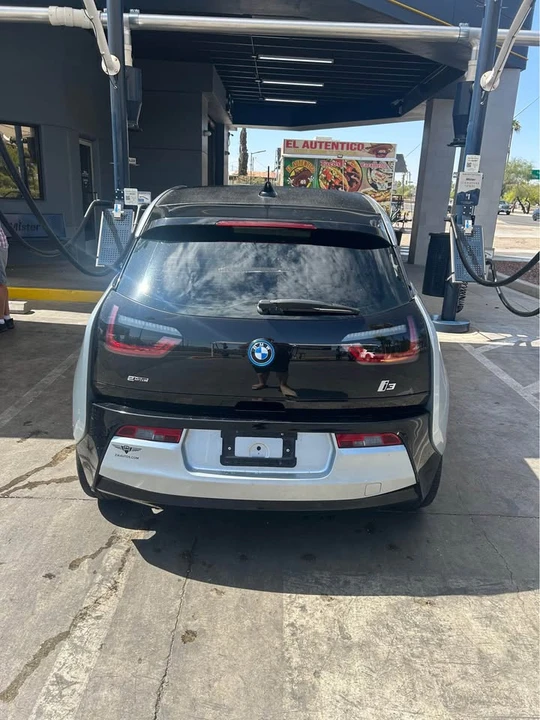 2014 BMW i3 - Image 2 of 12