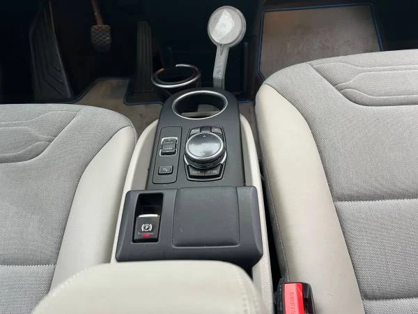 2014 BMW i3 - Image 13 of 15