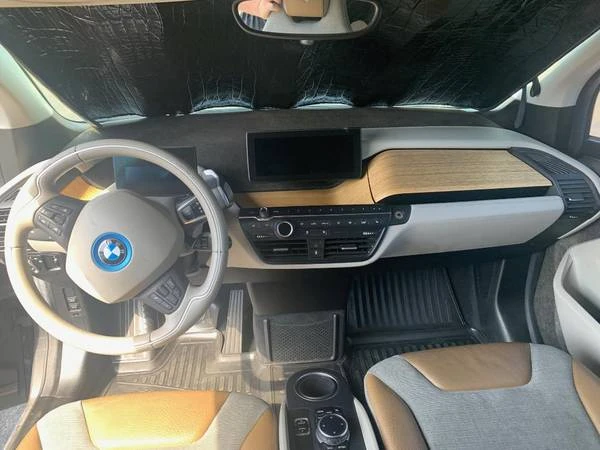 2014 BMW i3 - Image 9 of 13