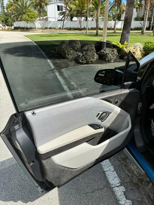 2014 BMW i3 - Image 14 of 20