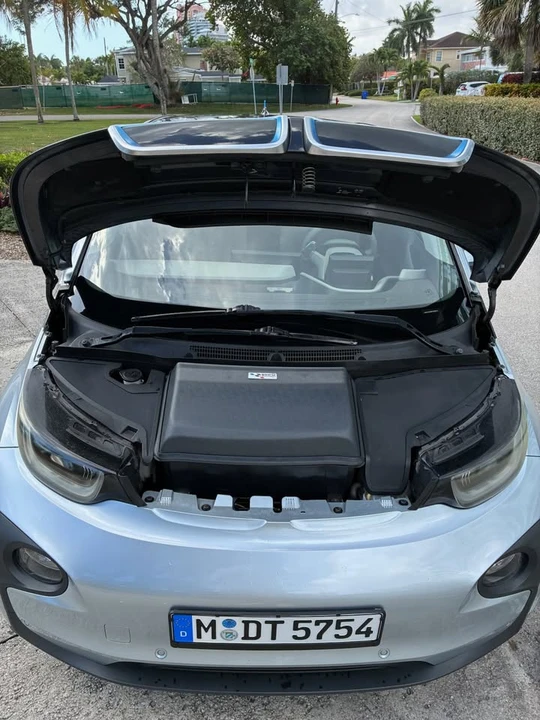 2014 BMW i3 - Image 9 of 20