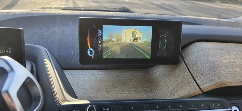 2014 BMW i3 - Image 11 of 14