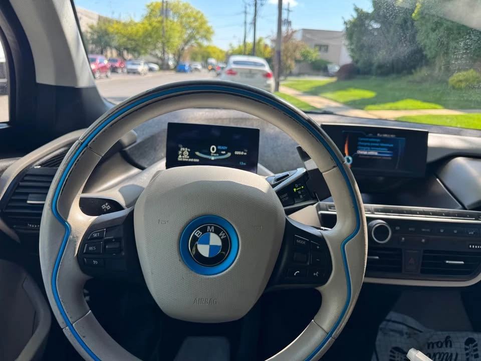 2014 BMW i3 - Image 5 of 11