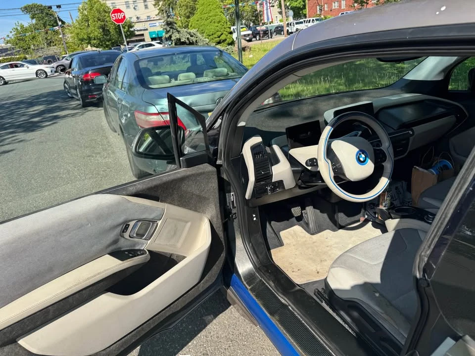 2014 BMW i3 - Image 11 of 11