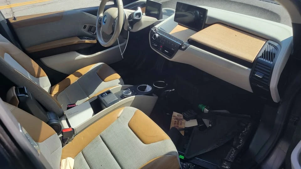 2014 BMW i3 - Image 8 of 13
