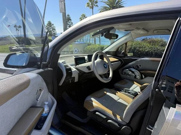 2014 BMW i3 - Image 6 of 11
