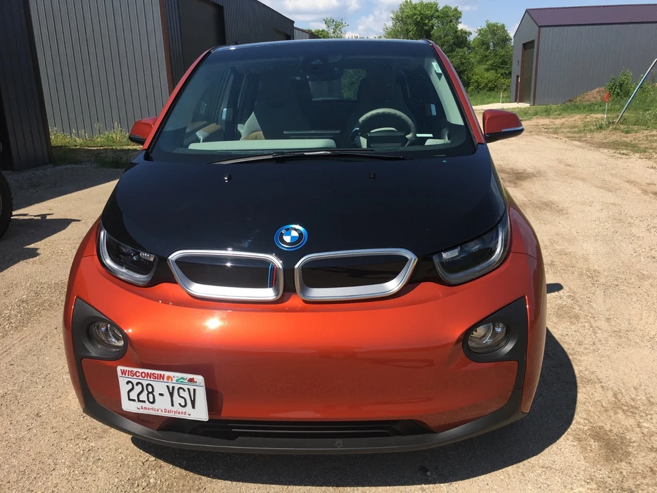 2014 BMW i3 - Image 13 of 19