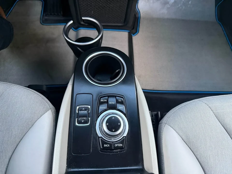 2014 BMW i3 - Image 13 of 20