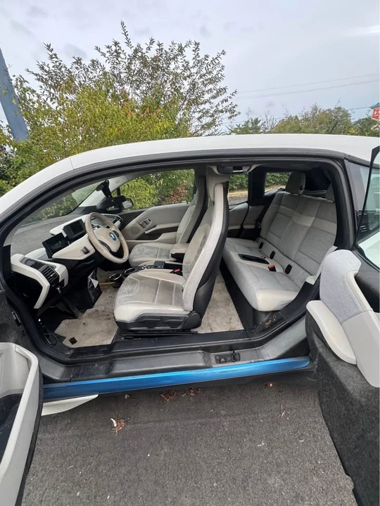 2014 BMW i3 - Image 11 of 11