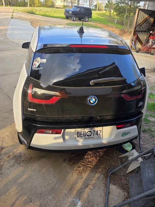 2014 BMW i3 - Image 3 of 5