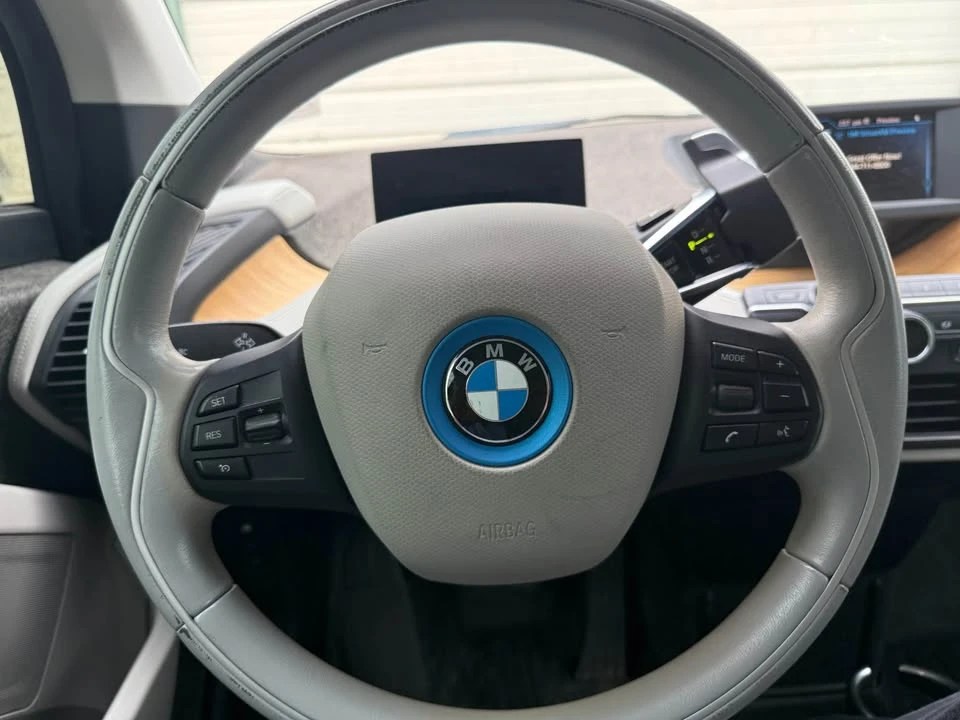 2014 BMW i3 - Image 9 of 15