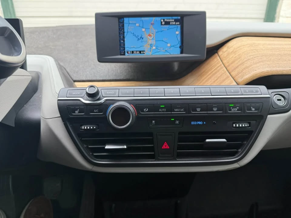 2014 BMW i3 - Image 14 of 15