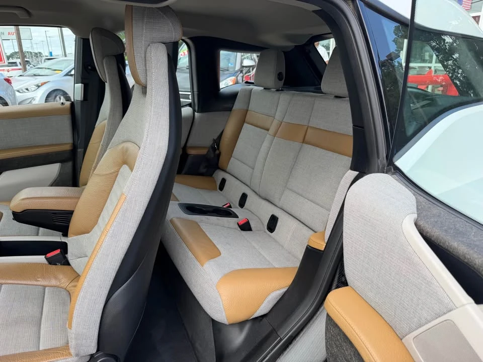2014 BMW i3 - Image 9 of 19