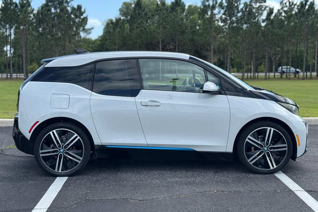 2014 BMW i3 - Image 3 of 31