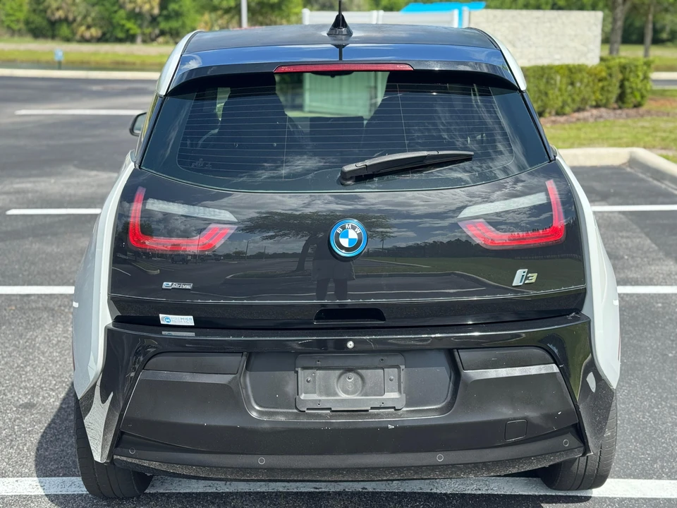 2014 BMW i3 - Image 15 of 31
