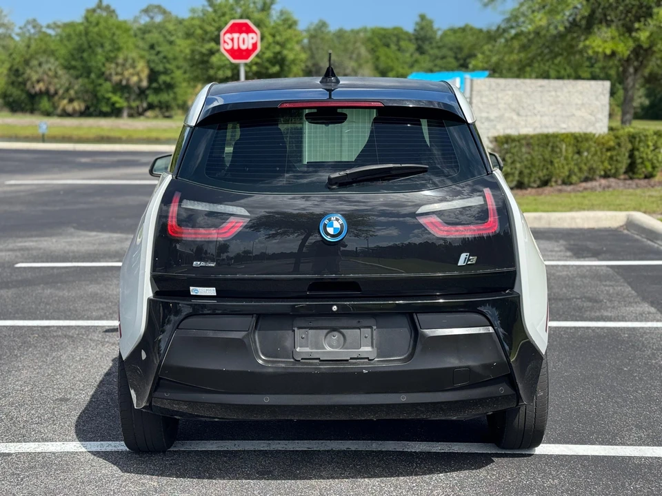 2014 BMW i3 - Image 14 of 31