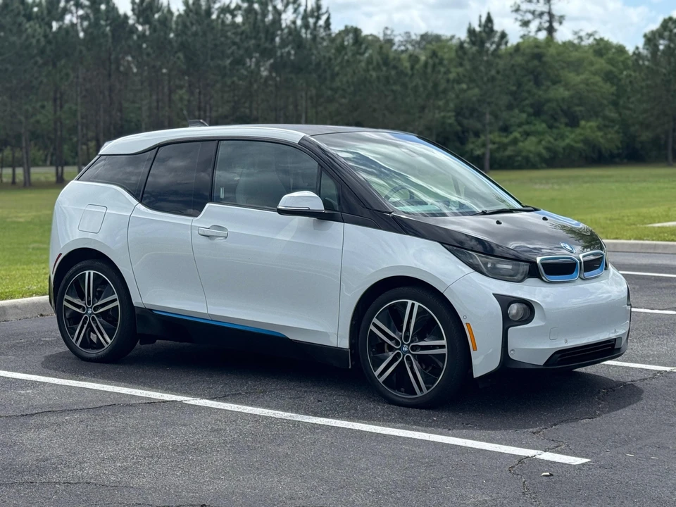 2014 BMW i3 - Image 19 of 31