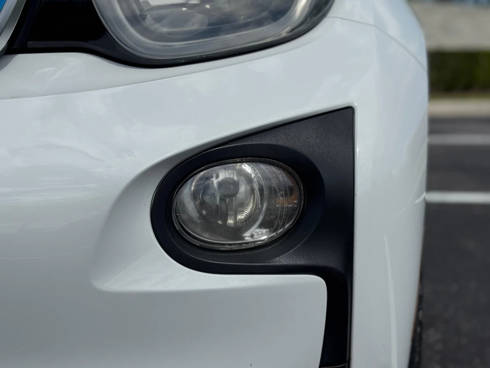 2014 BMW i3 - Image 29 of 31
