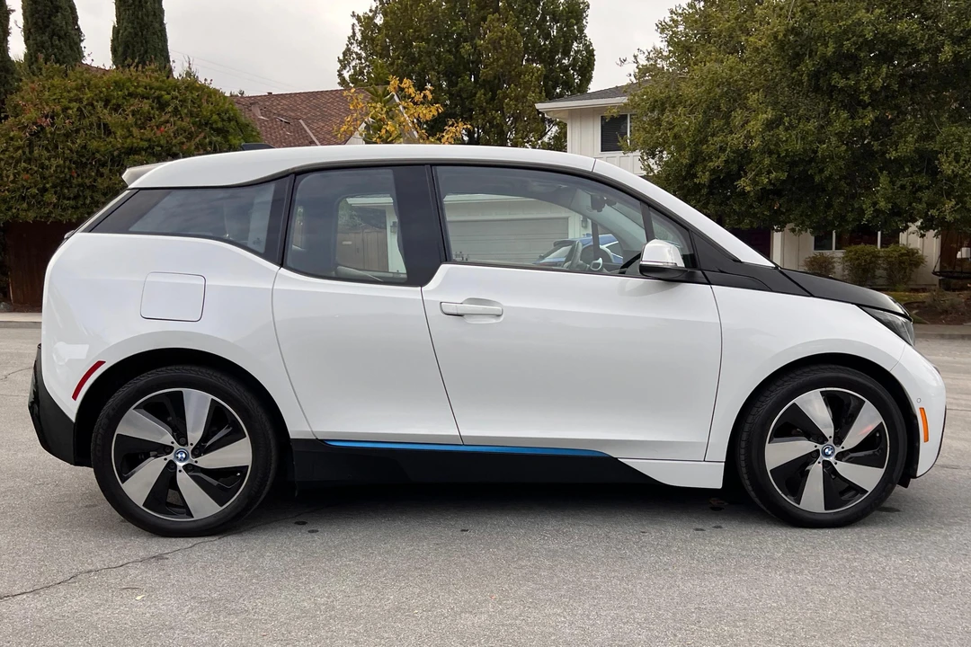 2014 BMW i3 - Image 3 of 31