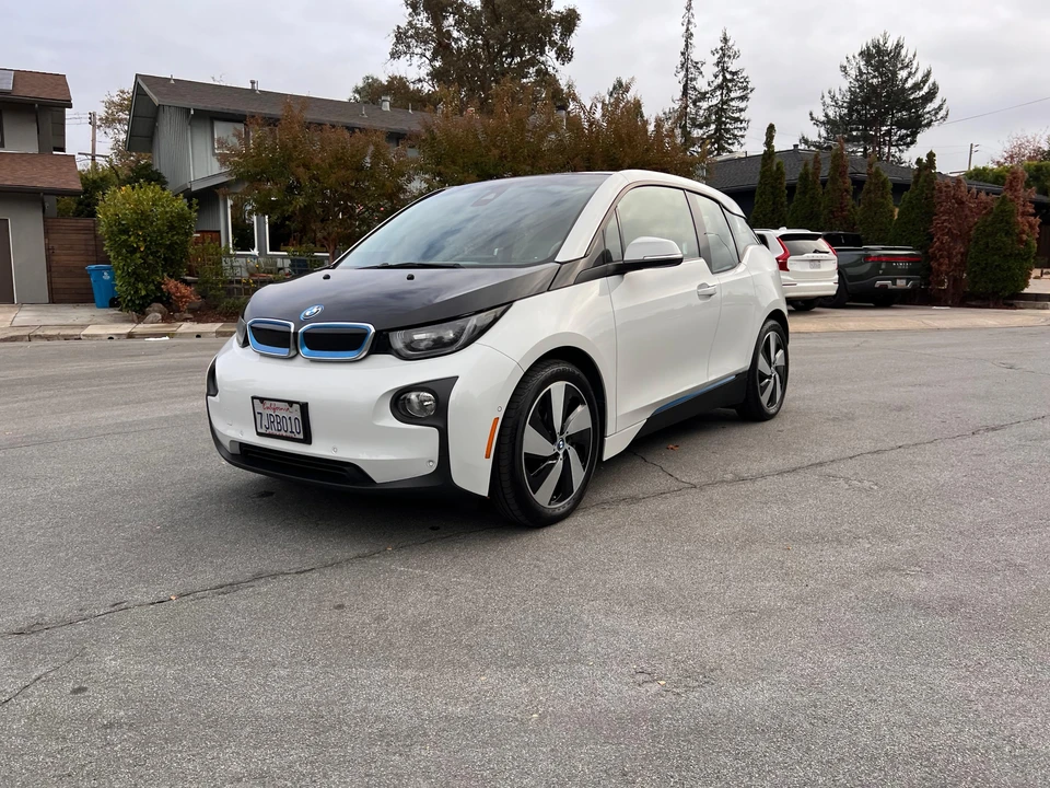 2014 BMW i3 - Image 9 of 31