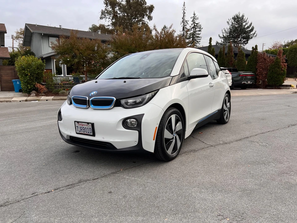 2014 BMW i3 - Image 8 of 31