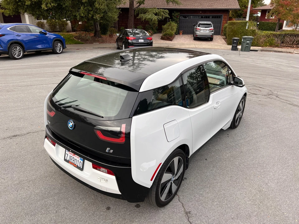 2014 BMW i3 - Image 21 of 31