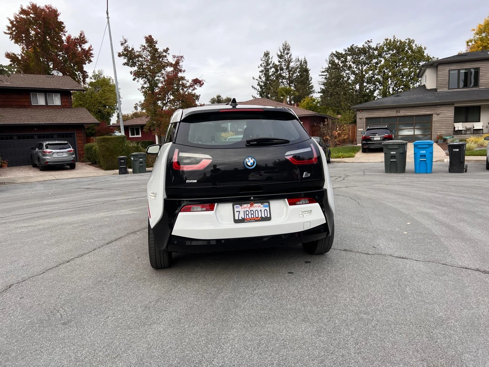 2014 BMW i3 - Image 18 of 31