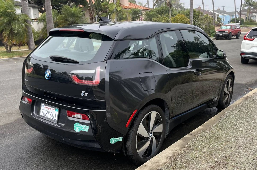 2014 BMW i3 - Image 5 of 16