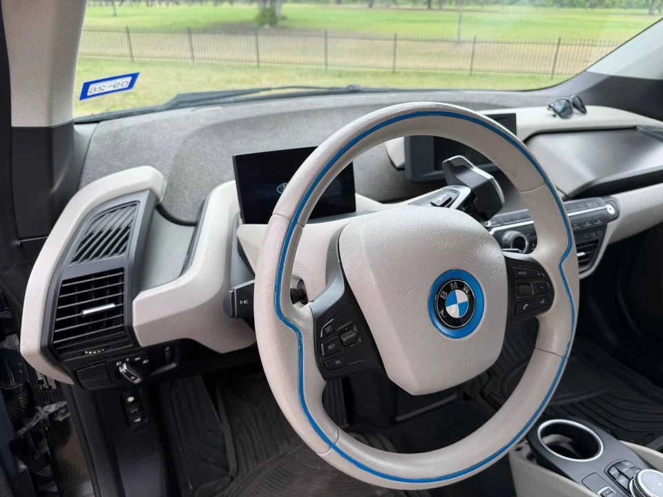 2014 BMW i3 - Image 7 of 19