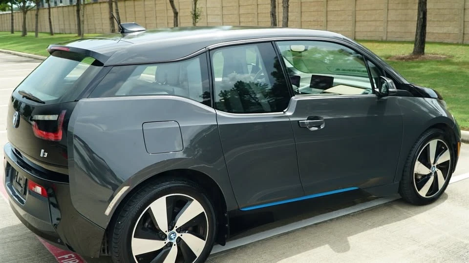 2014 BMW i3 - Image 14 of 20