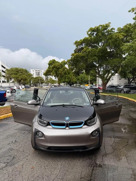 2014 BMW i3 - Image 3 of 12