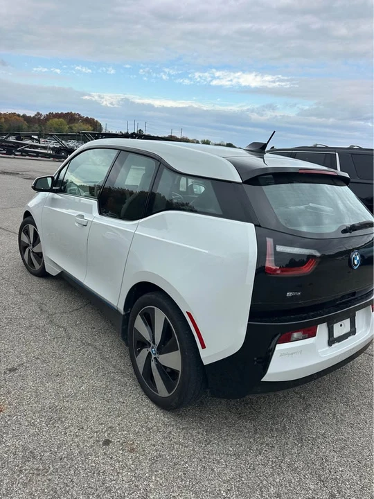 2014 BMW i3 - Image 3 of 11