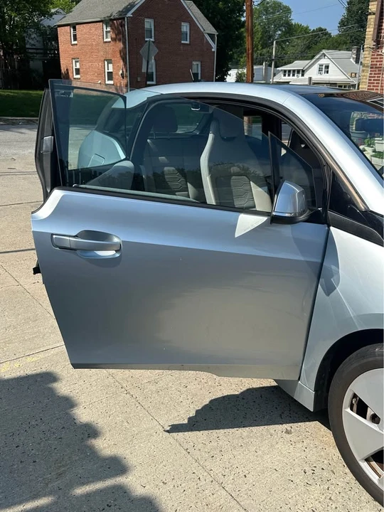 2014 BMW i3 - Image 8 of 18