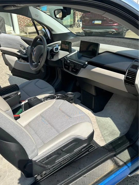 2014 BMW i3 - Image 11 of 18