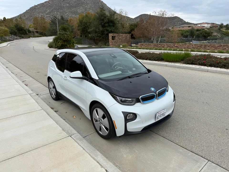 2014 BMW i3 - Image 3 of 12