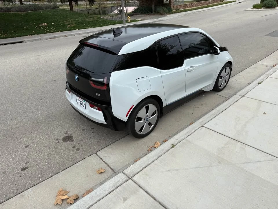 2014 BMW i3 - Image 4 of 12
