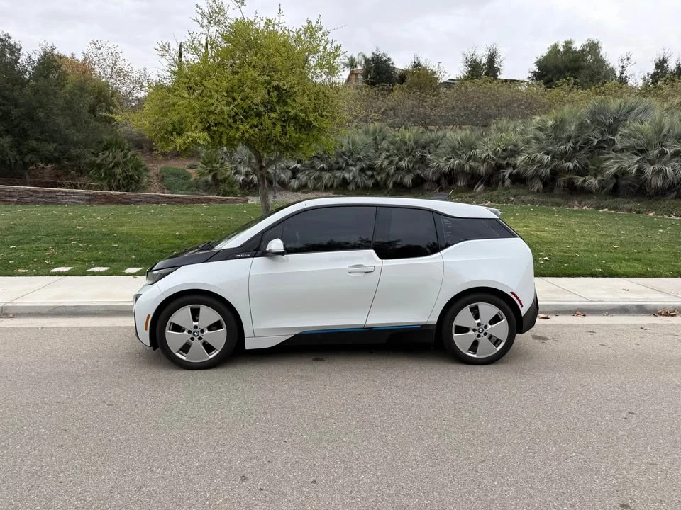 2014 BMW i3 - Image 7 of 12