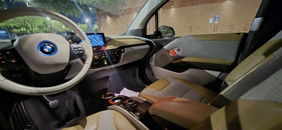 2014 BMW i3 - Image 7 of 10