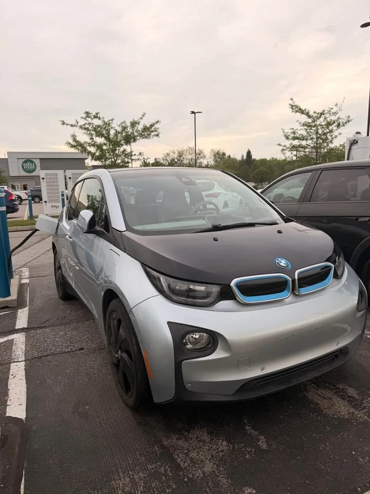 2014 BMW i3 - Image 3 of 8