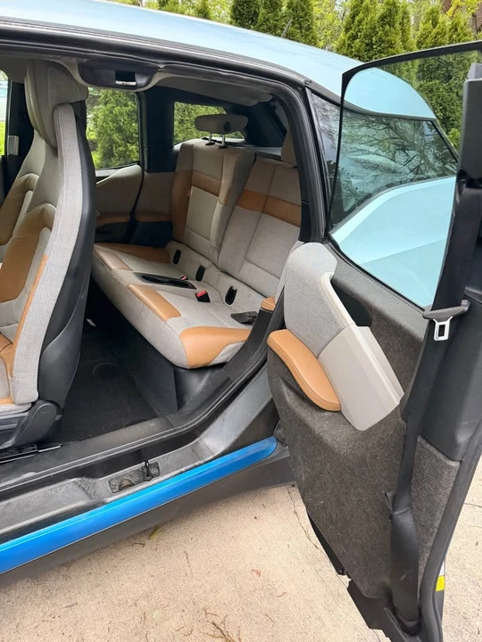 2014 BMW i3 - Image 7 of 8